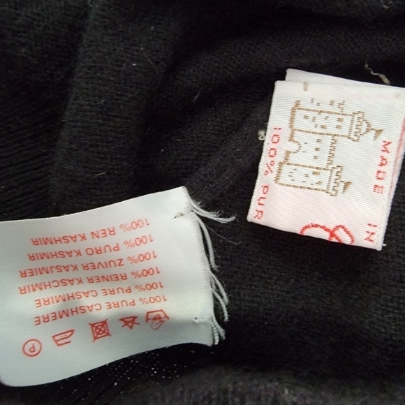 Vintage Castle Heather 100% Cashmere Black Turtle Neck Sweater Size M - Picture 4 of 5